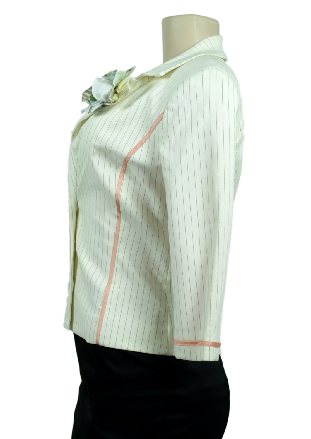 Symmetry Pinstriped Blazer -LEFT SIDE- eKlozet Luxury Consignment