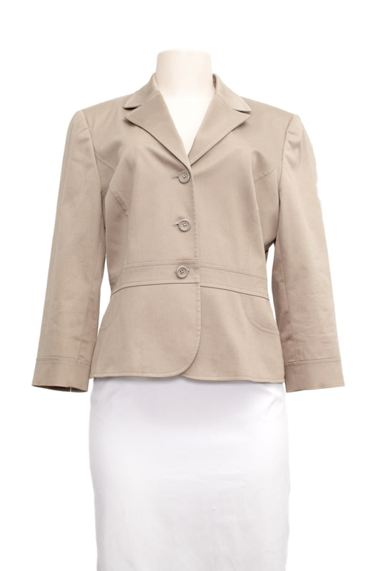 Tahari Lightweight Jacket -Front- eKlozet Luxury Consignment