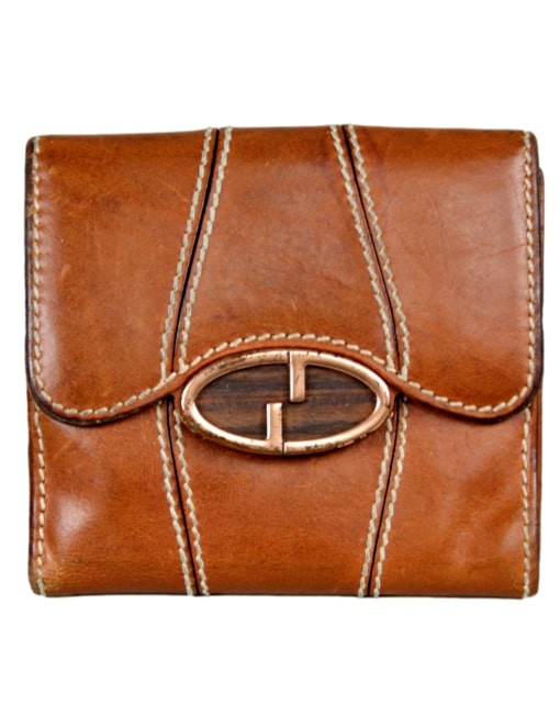 GUCCI Wooden Push Lock Leather Wallet | eKlozet Designer Consignment