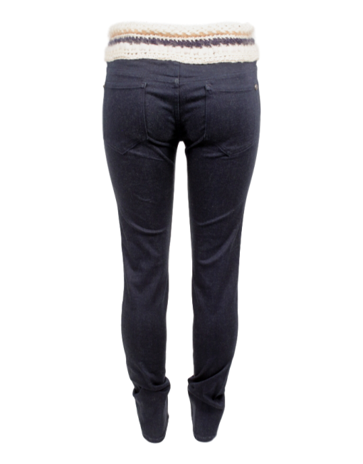 CHANEL LOW-RISE SKINNY JEANS - eKlozet Luxury Consignment