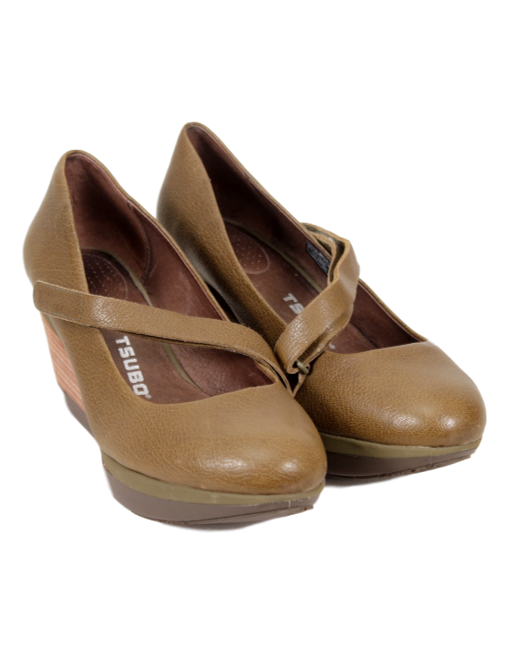 TSUBO Karris Mary Jane Wedge Heel Side - eKlozet Luxury Consignment Boutique