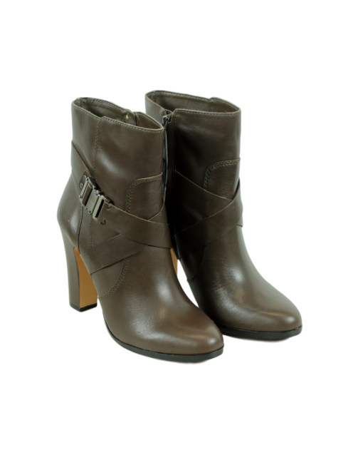 VINCE CAMUTO Leather Ankle Boots - eKlozet Luxury Consignment