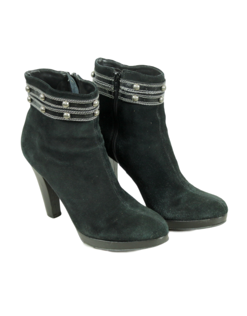Nicole Miller Suede Ankle Boots - eKlozet Luxury Consignment