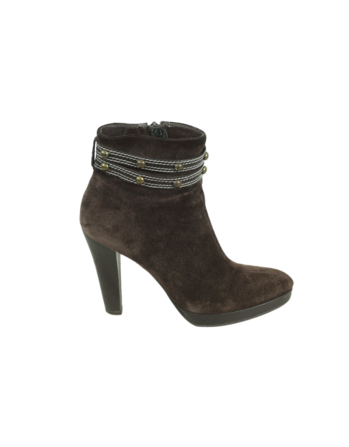 Nicole Miller Suede Ankle Boots - eKlozet Luxury Consignment