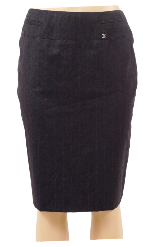 CHANEL WOOL/CASHMERE PENCIL SKIRT - eKlozet Luxury Consignment