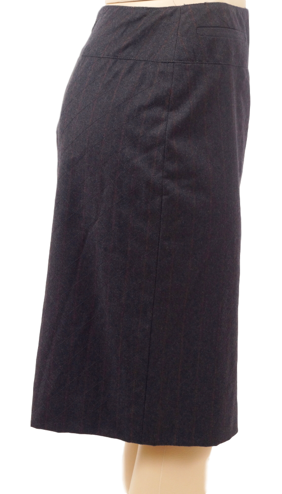 CHANEL WOOL/CASHMERE PENCIL SKIRT - eKlozet Luxury Consignment