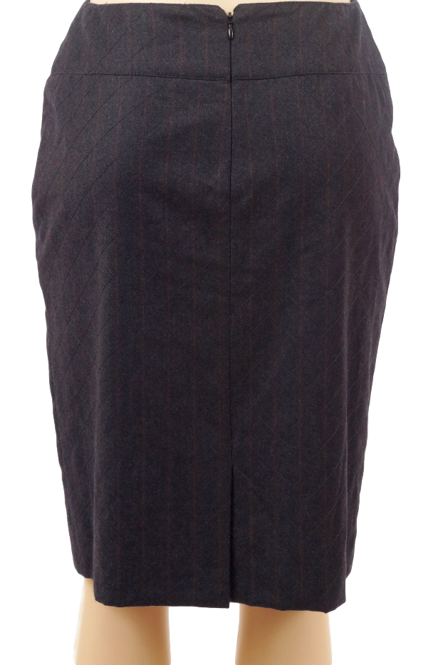 CHANEL WOOL/CASHMERE PENCIL SKIRT - eKlozet Luxury Consignment