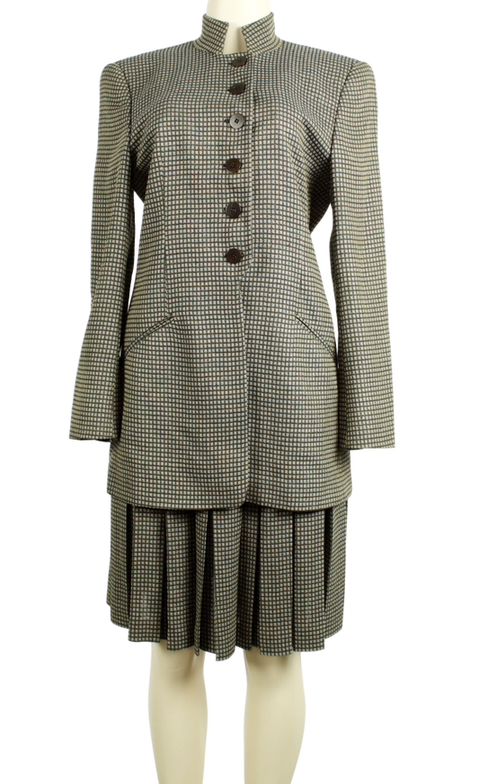 Georgio Armani Crew Neck Skirt Suit - eKlozet Luxury Consignment