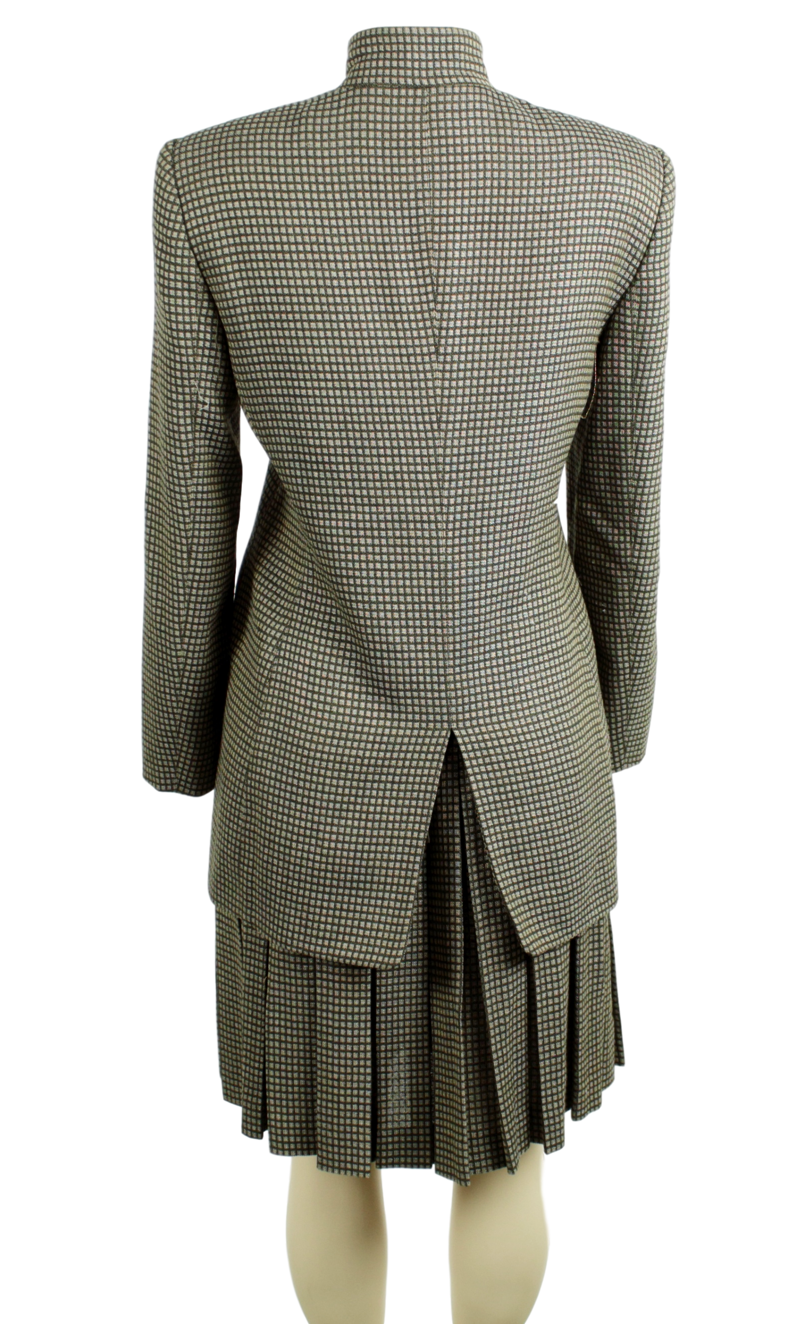 Georgio Armani Crew Neck Skirt Suit - eKlozet Luxury Consignment