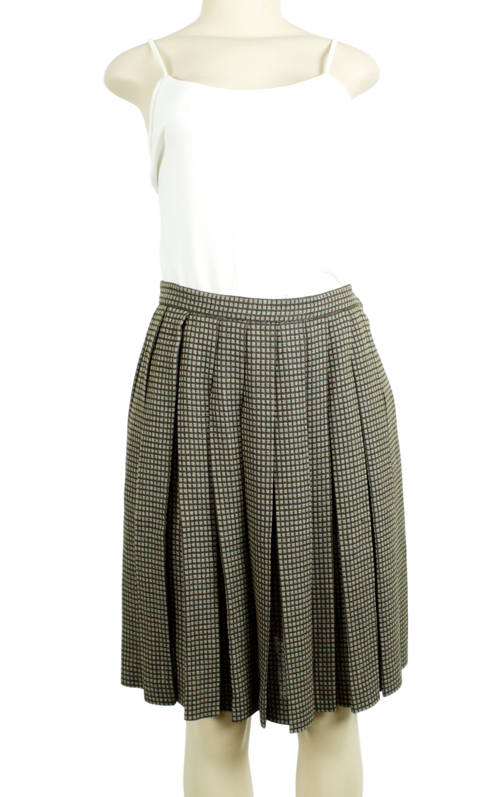 Georgio Armani Crew Neck Skirt Suit - eKlozet Luxury Consignment
