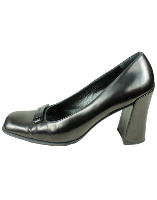 Prada Block Heel Leather Pumps Left Side - eKlozet Luxury Consignment
