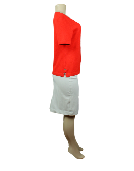 ST. JOHN COLLECTION Scoop Neck Sweater Side