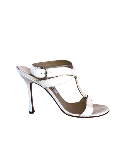 JIMMY CHOO Patent Leather Sandals Side| eKlozet Designer Consignment