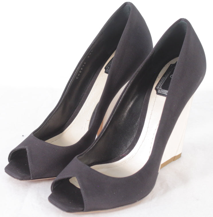 CHRISTIAN DIOR Eclipse Peep-Toe Pumps - eKlozet Luxury Consignment