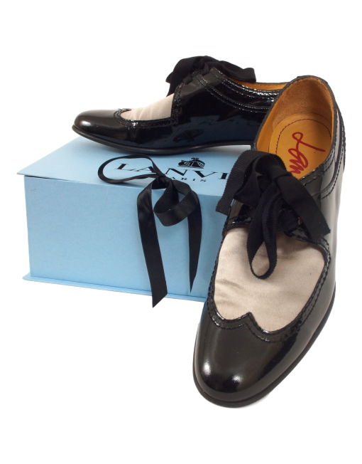 LANVIN PATENT LEATHER ROUND-TOE OXFORDS - eKlozet Luxury Consignment