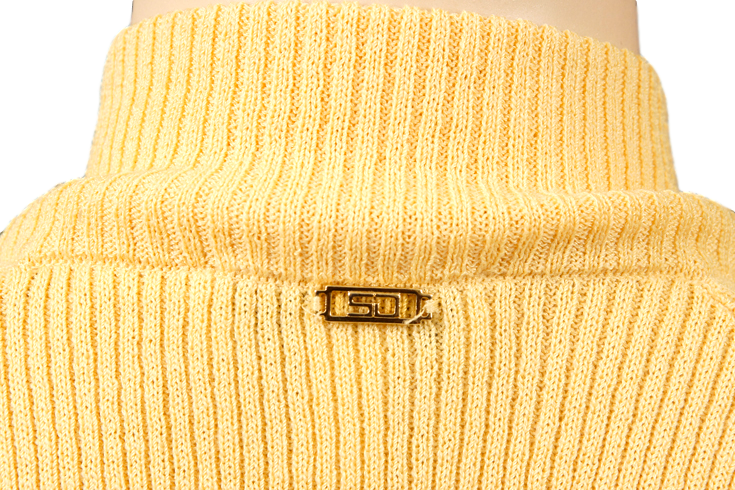 St. John Sport Mock Sweater - eKlozet Luxury Consignment