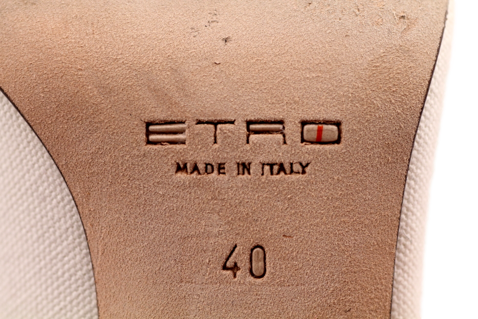 ETRO CREAM AND LEATHER PUMP - eKlozet Luxury Consignment