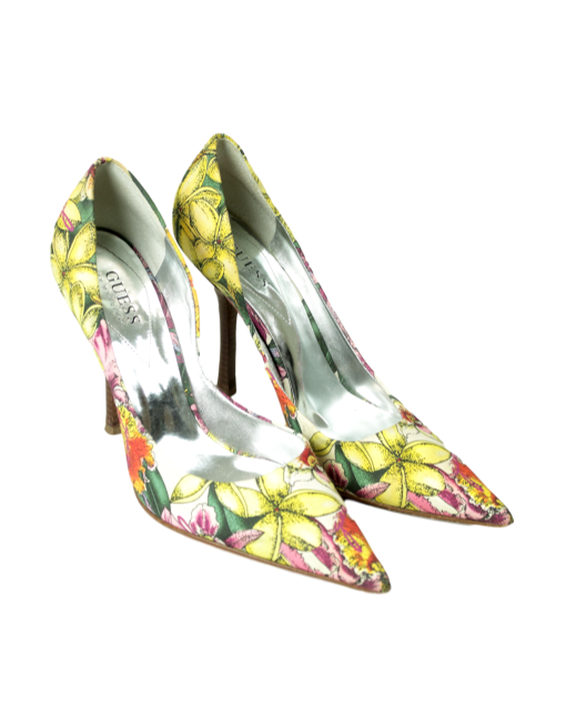 GUESS by Marciano Floral Pumps