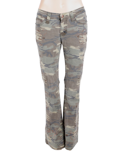 Neeso Camouflage Jean Front - eKlozet Luxury Consignment