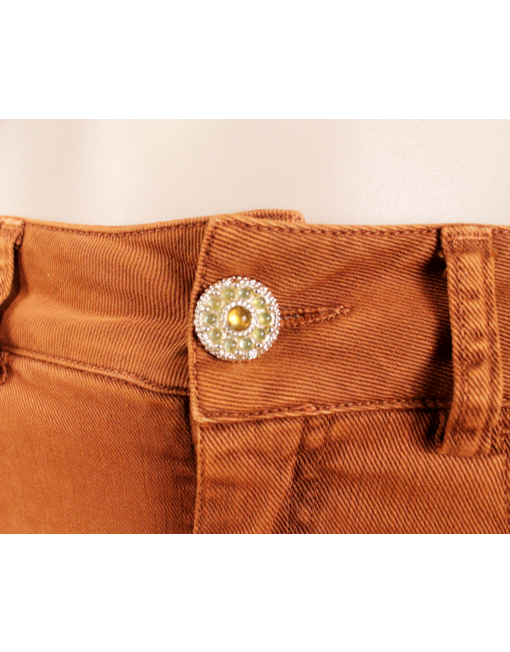 CHANEL Straight Leg Jeans Button  - eKlozet Luxury Consignment 
