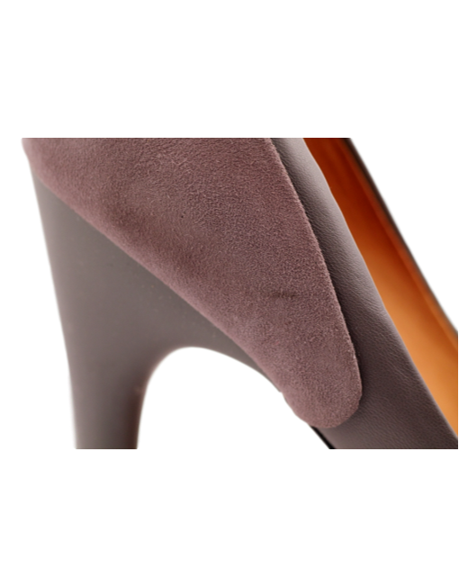 L.A.M.B. LEATHER AND SUEDE 'LEISURE' PUMP - eKlozet Luxury Consignment