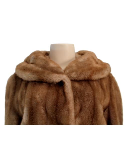 MINCARA BY RUSSEL TAYLOR VINTAGE FAUX FUR COAT Collar | eKlozet Luxury Consignment Boutique  Closeup